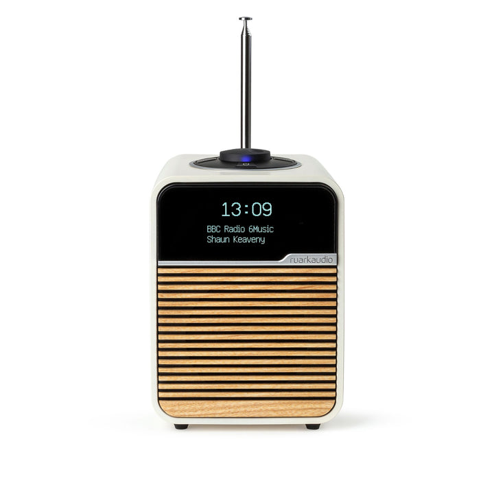 R1 Digital Bluetooth Radio